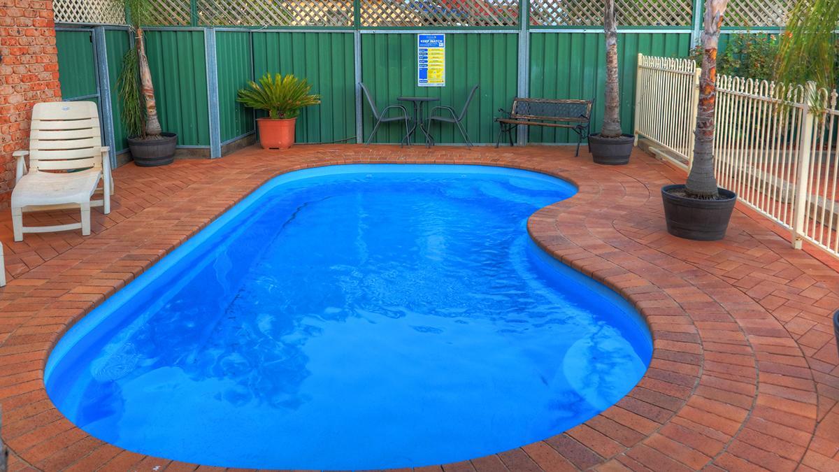 Endeavour Court Motor Inn Dubbo Exterior foto